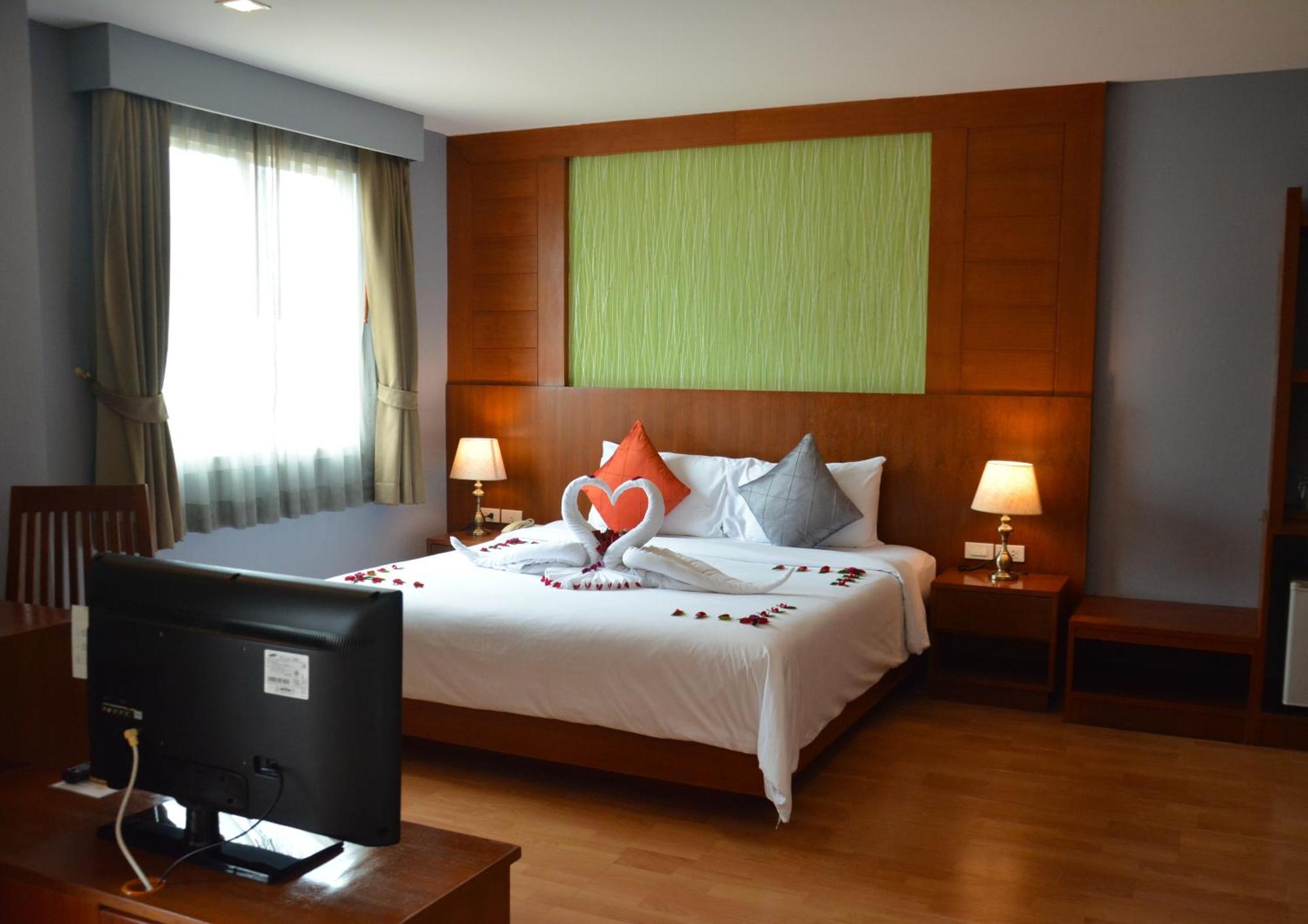Elite Suites Patong By Bauman Residence Ngoại thất bức ảnh